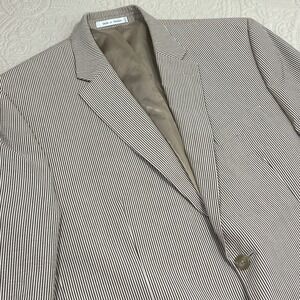 Chaps Mens 44R Seersucker Sport Coat Blazer Brown White Stripe 100% Cotton